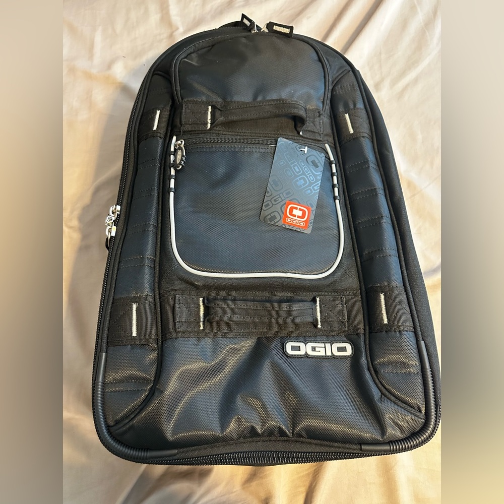 Ogio rolling bag